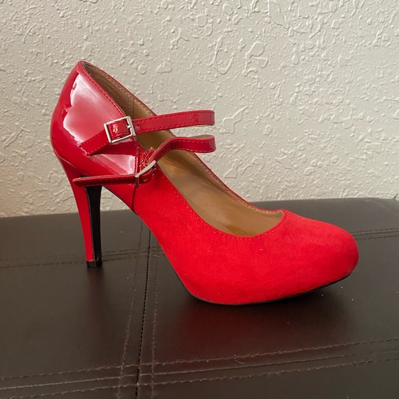 Style&co Red Heels - Picture 2 of 6